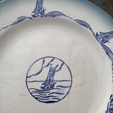 Lot of 7 small mismatched plates, old and collector's items