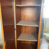 Scandinavian wardrobe with 2 doors and 1 mirror from the 1970s.