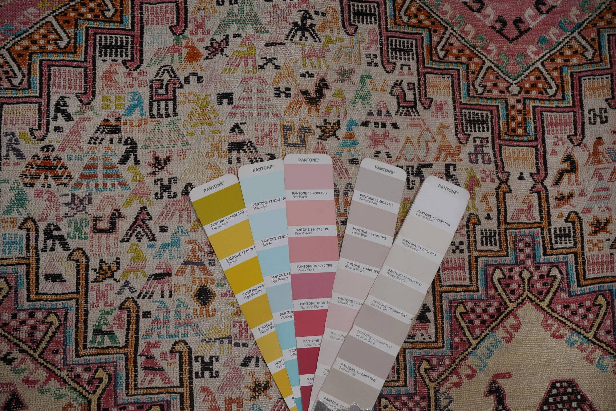 Kilim turc vintage tissé main 123x195 cm