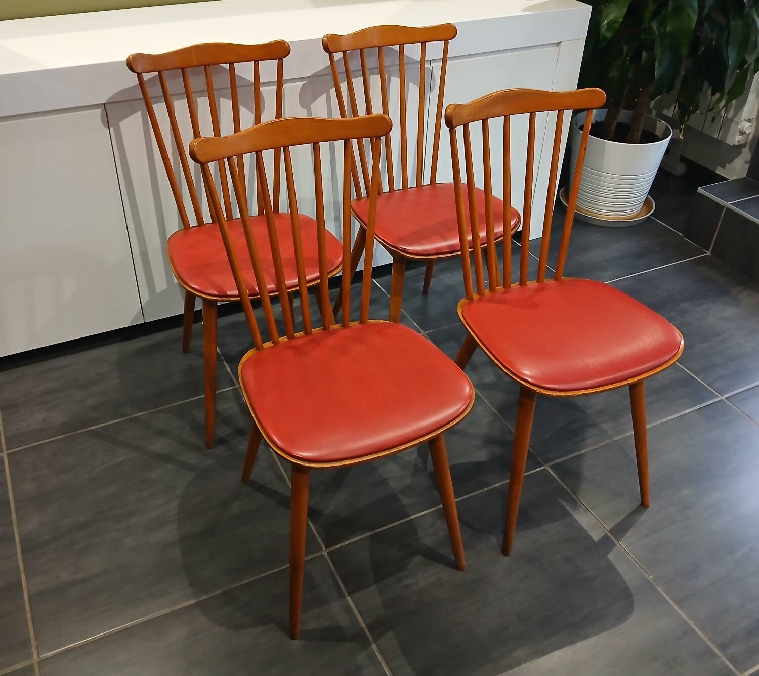 Set of 4 Baumann Menuet chairs, vintage 1970s