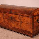 walnut and burl walnut chest - 18th century