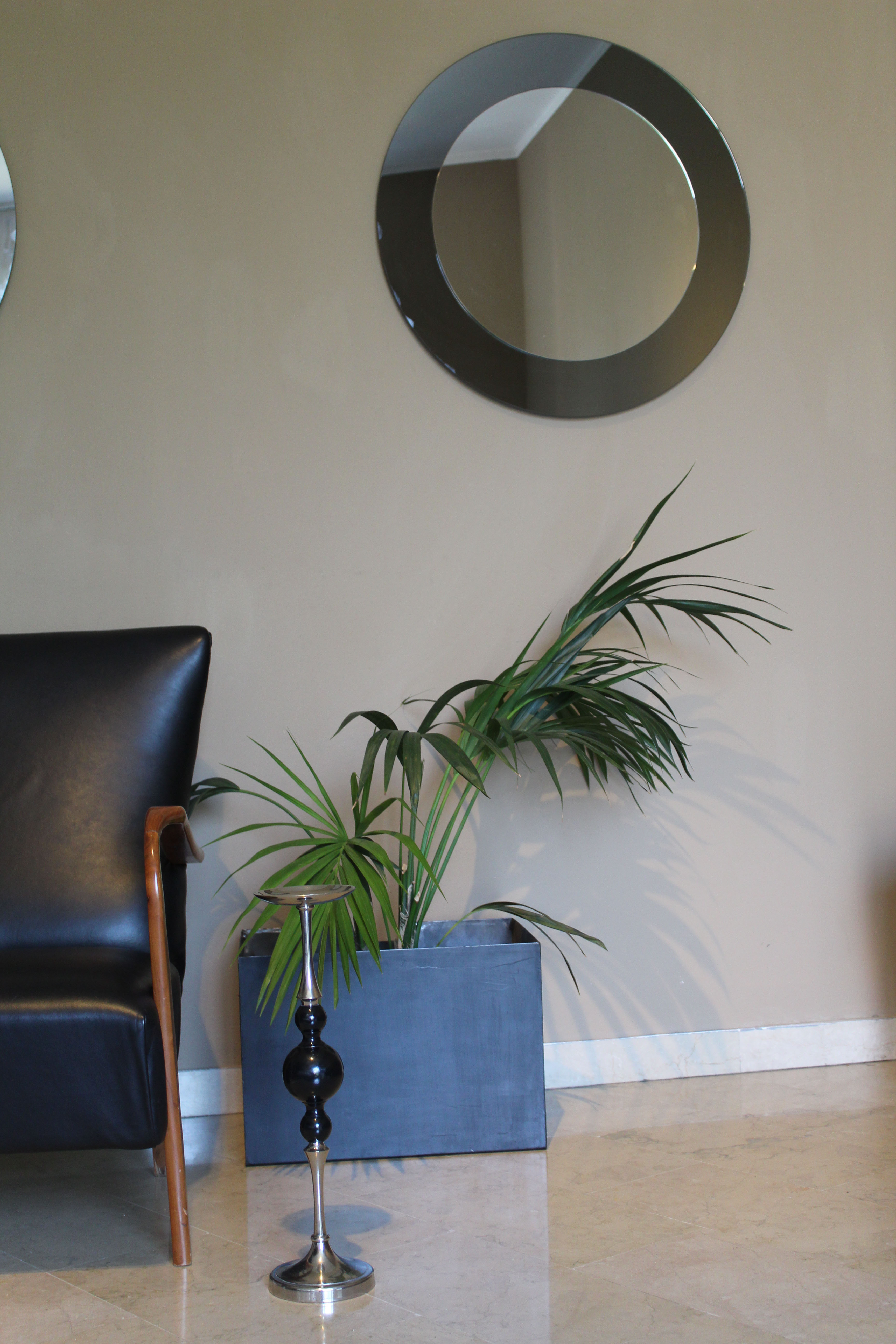 Italian glass holder from the 1940s