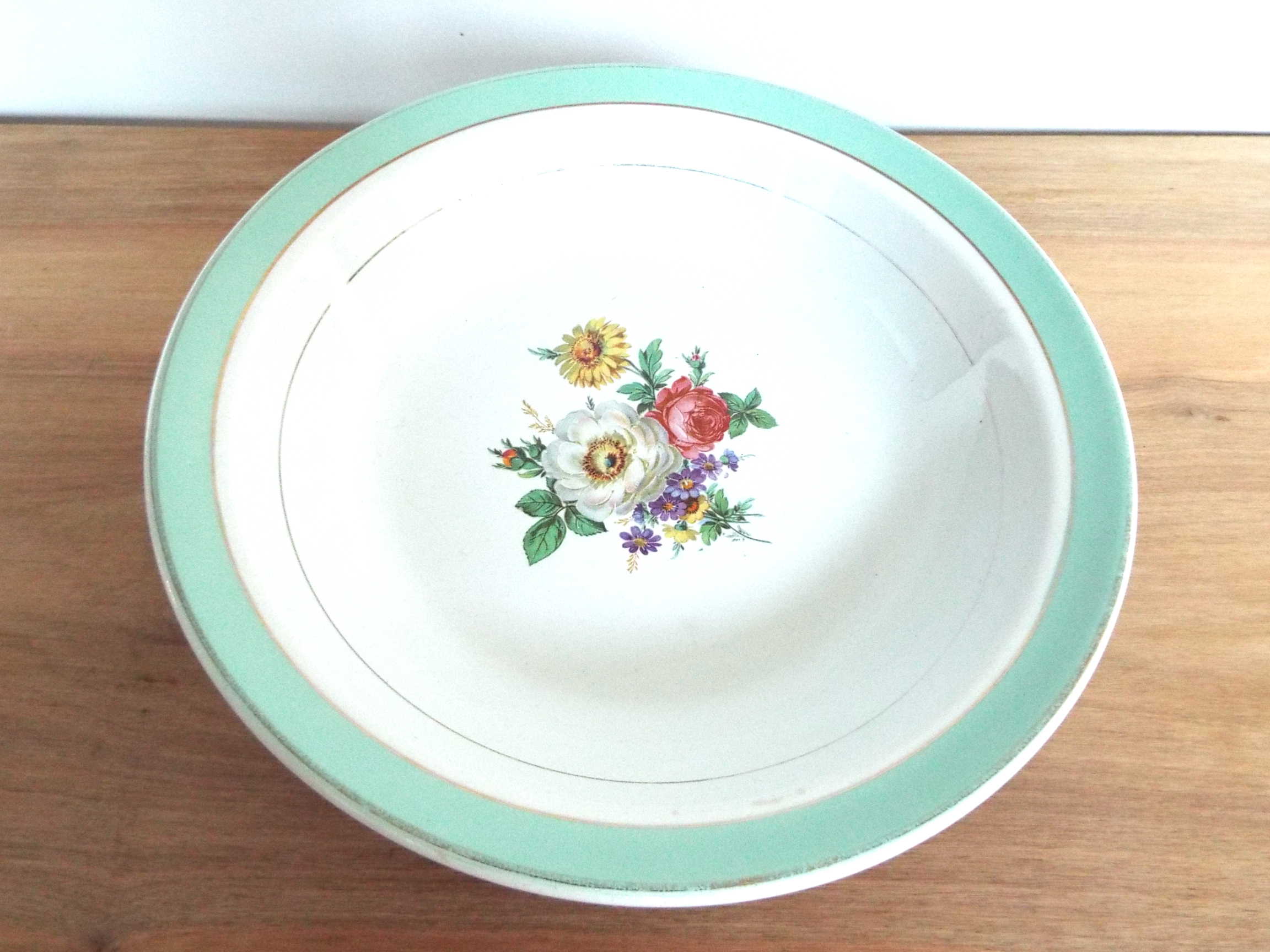 Hollow round dish badonviller