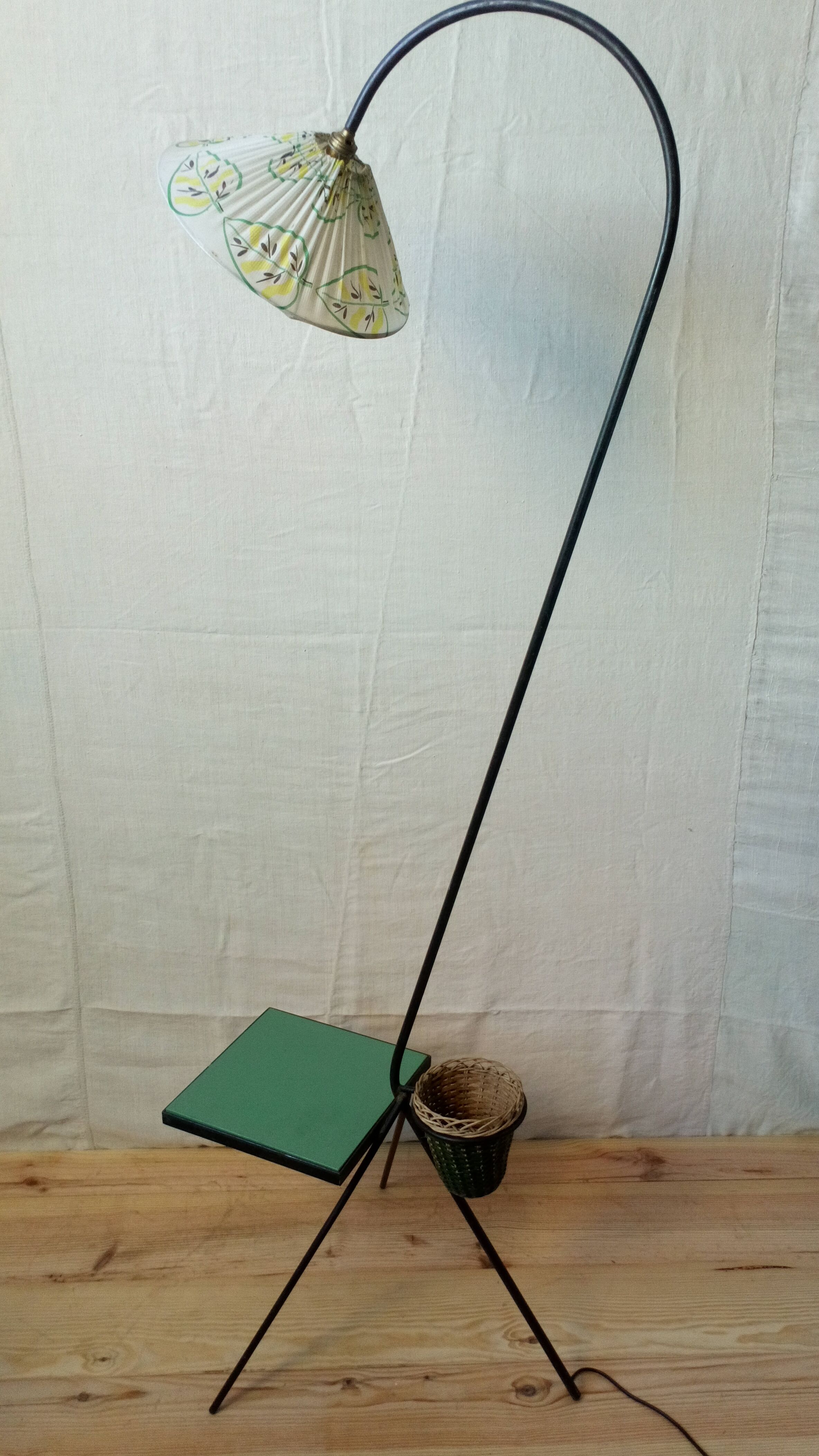 Lampadaire et son porte plante 1950