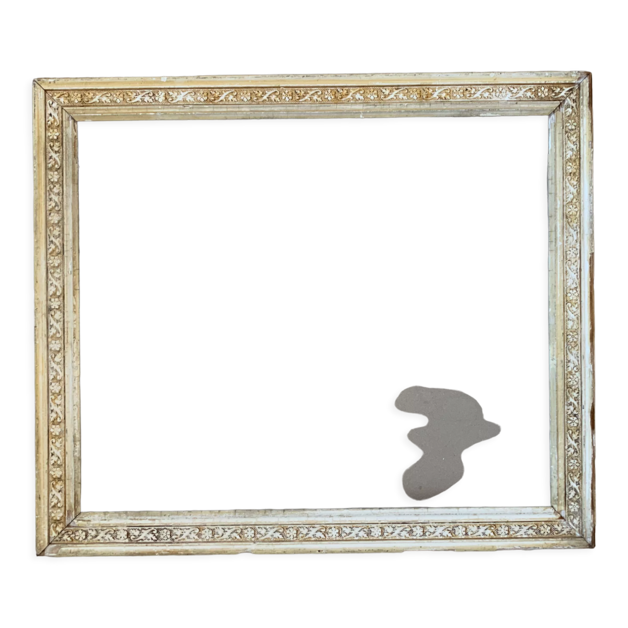 Old white/gold frame