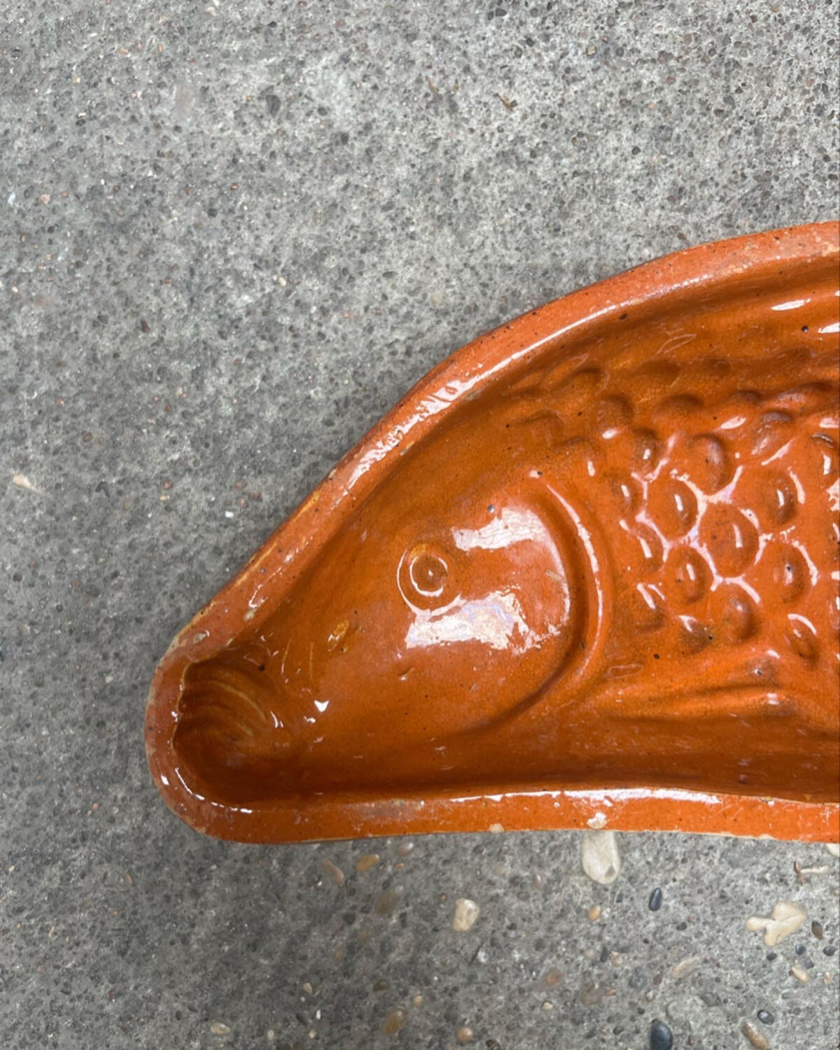 Pastry mold / empty old terracotta pocket