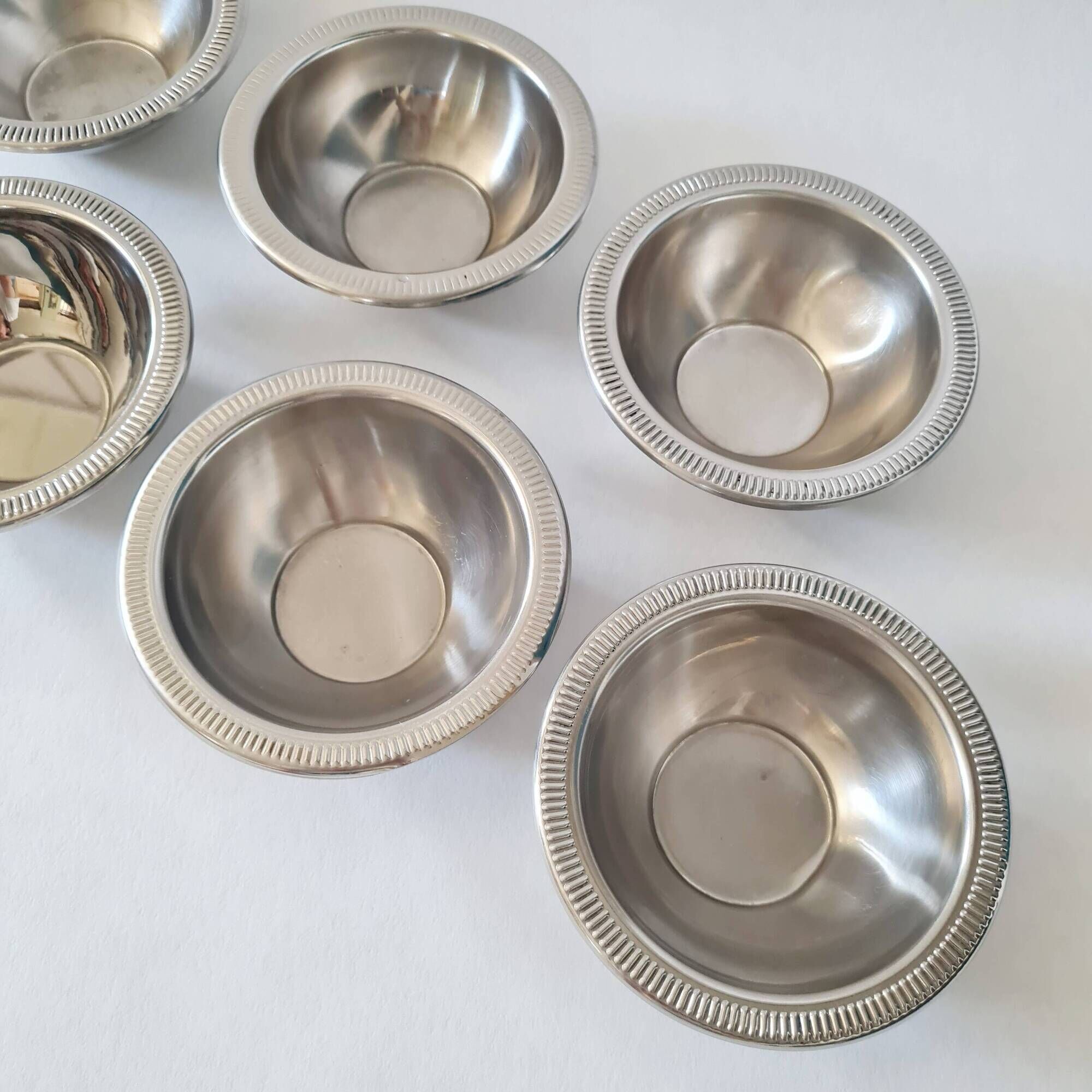 Set of 6 small vintage stainless steel bowls.
