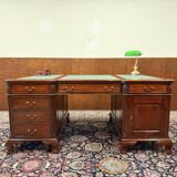 Classic English desk with green leather