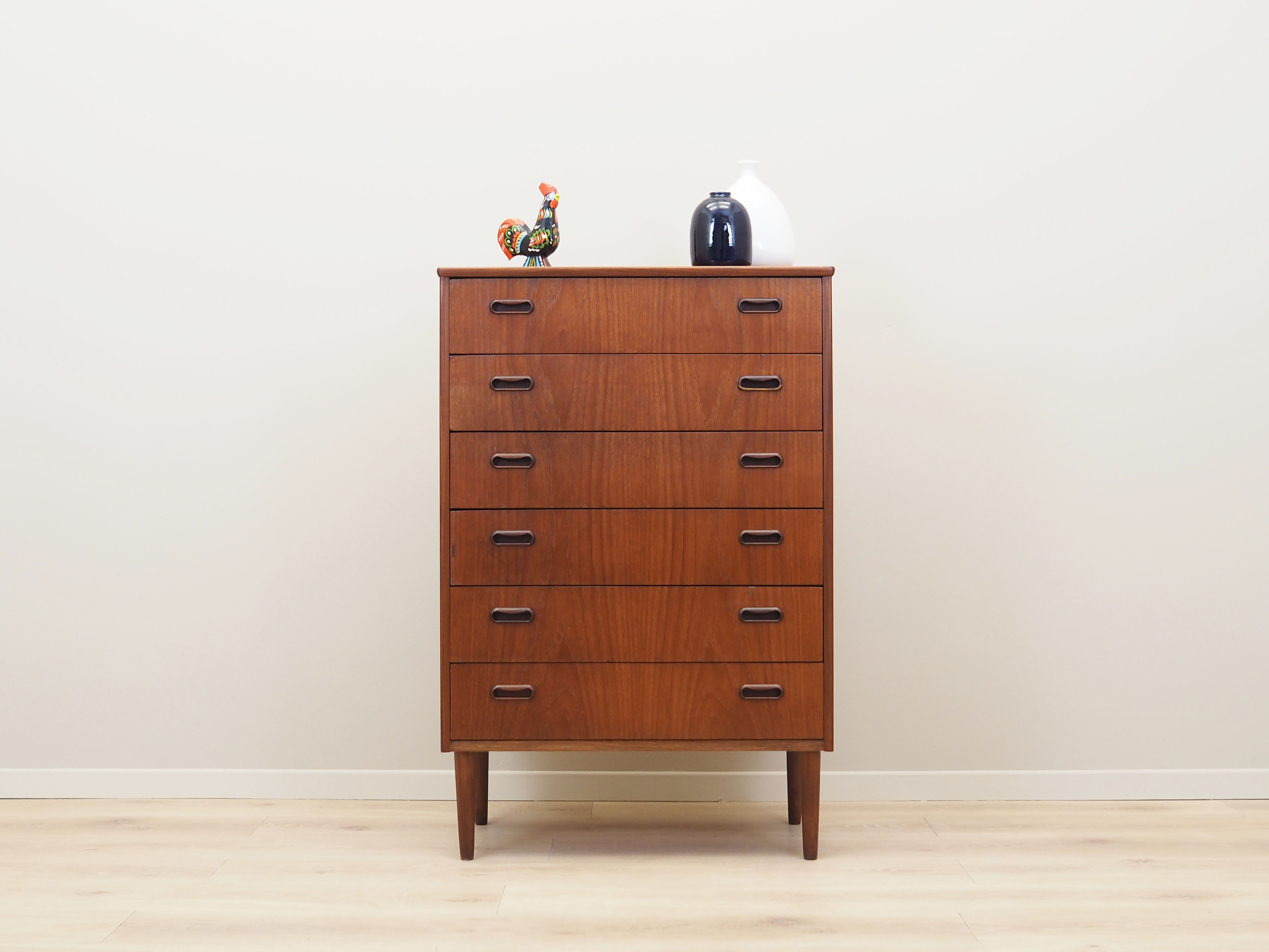 Teak chest of drawers, danish design, 60s, made in denmark