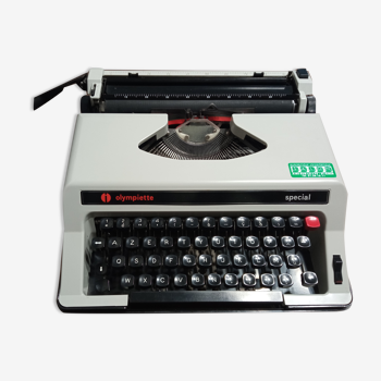 Machine à écrire portable Olympiette spécial vintage comme neuve