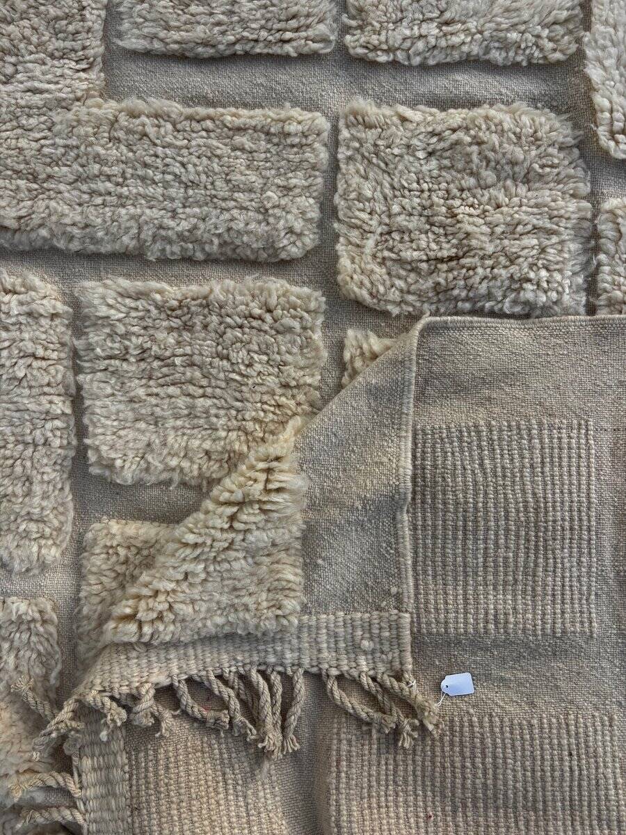 Modern Beni Ouarain rug in wool