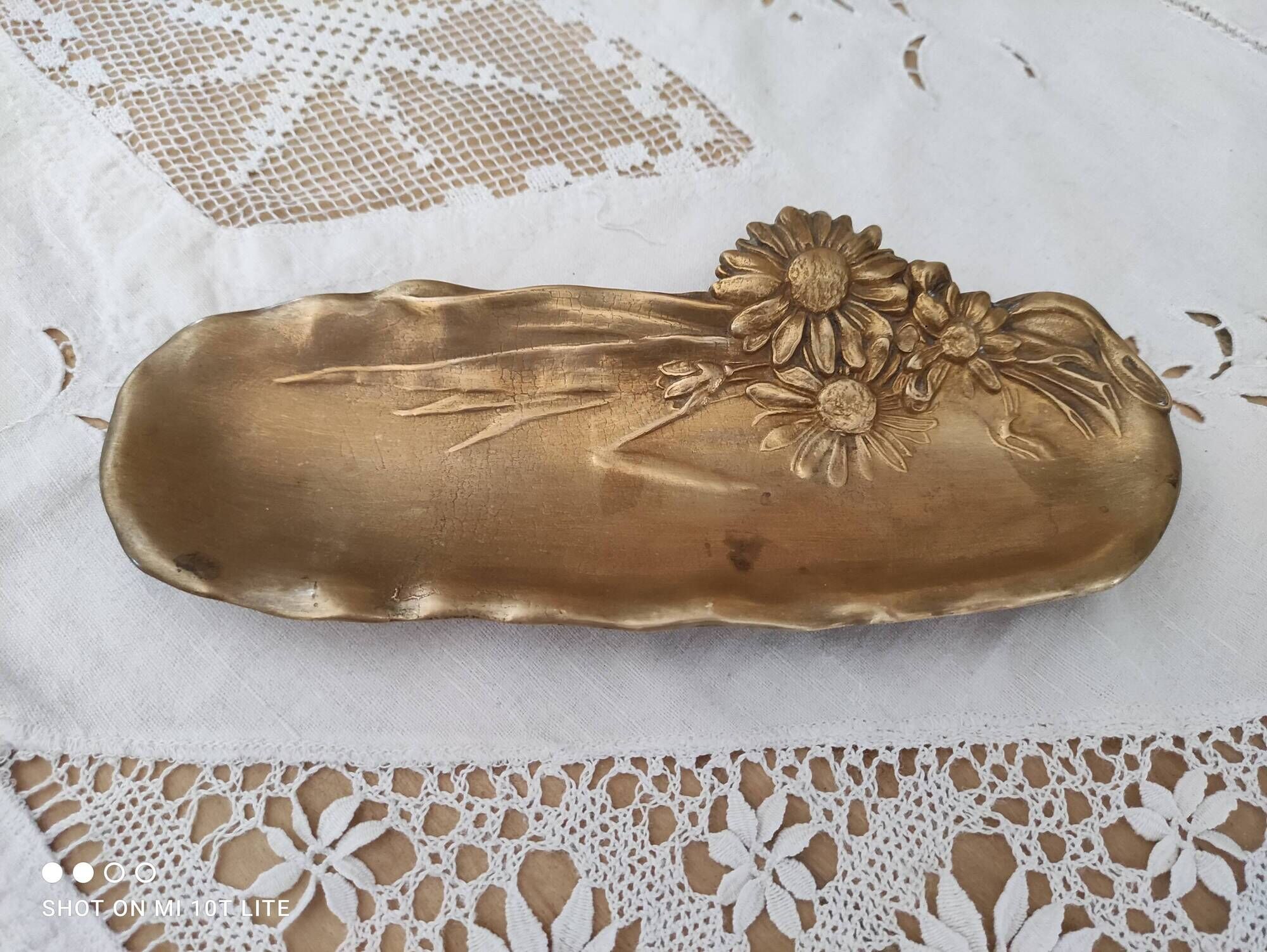 Vide-poches en laiton massif art nouveau