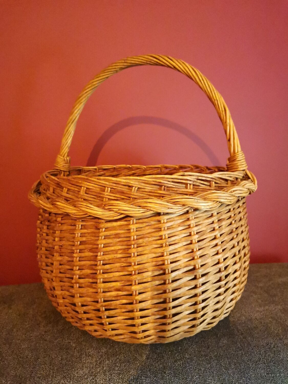 Wicker basket