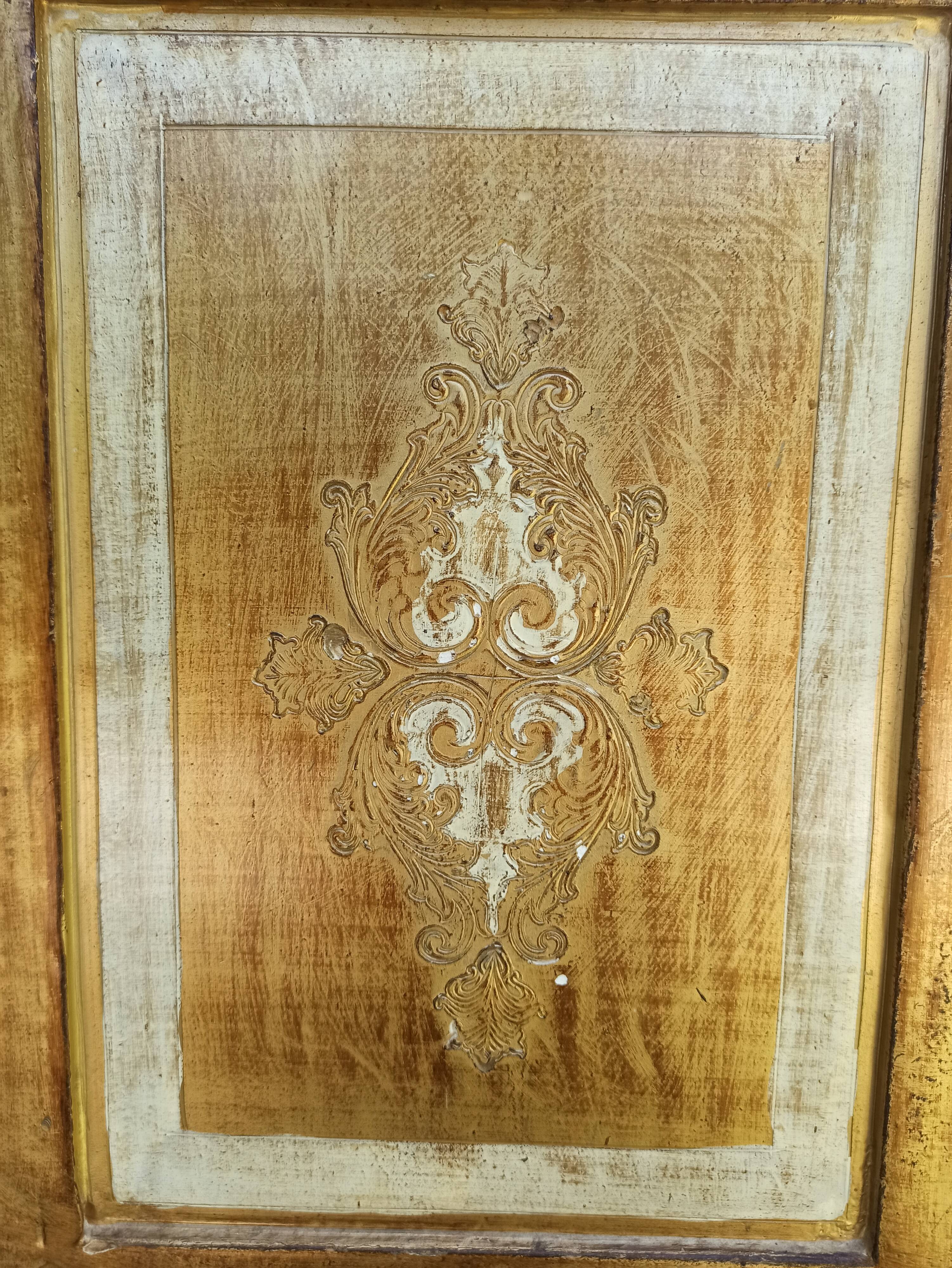 Golden Florentine chest of drawers Hollywood Regency style 60s