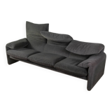 "675 Maralunga" Sofa by Vico Magistretti for Cassina