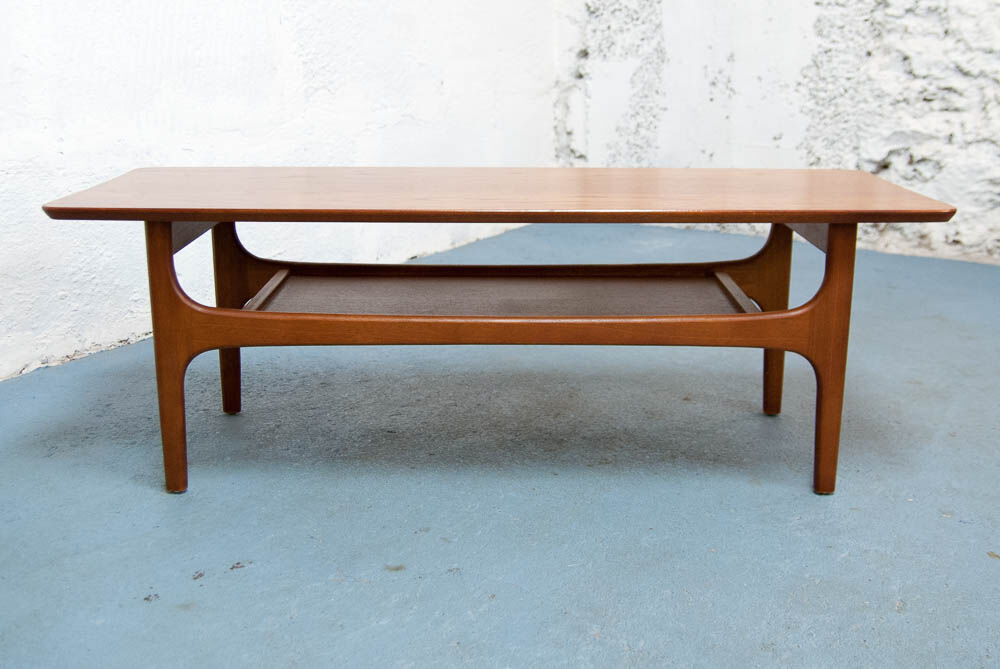 Coffee table Scandinavian 117cm