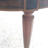 Oval table with medallion in mahogany speckled mahogany Louis XVI