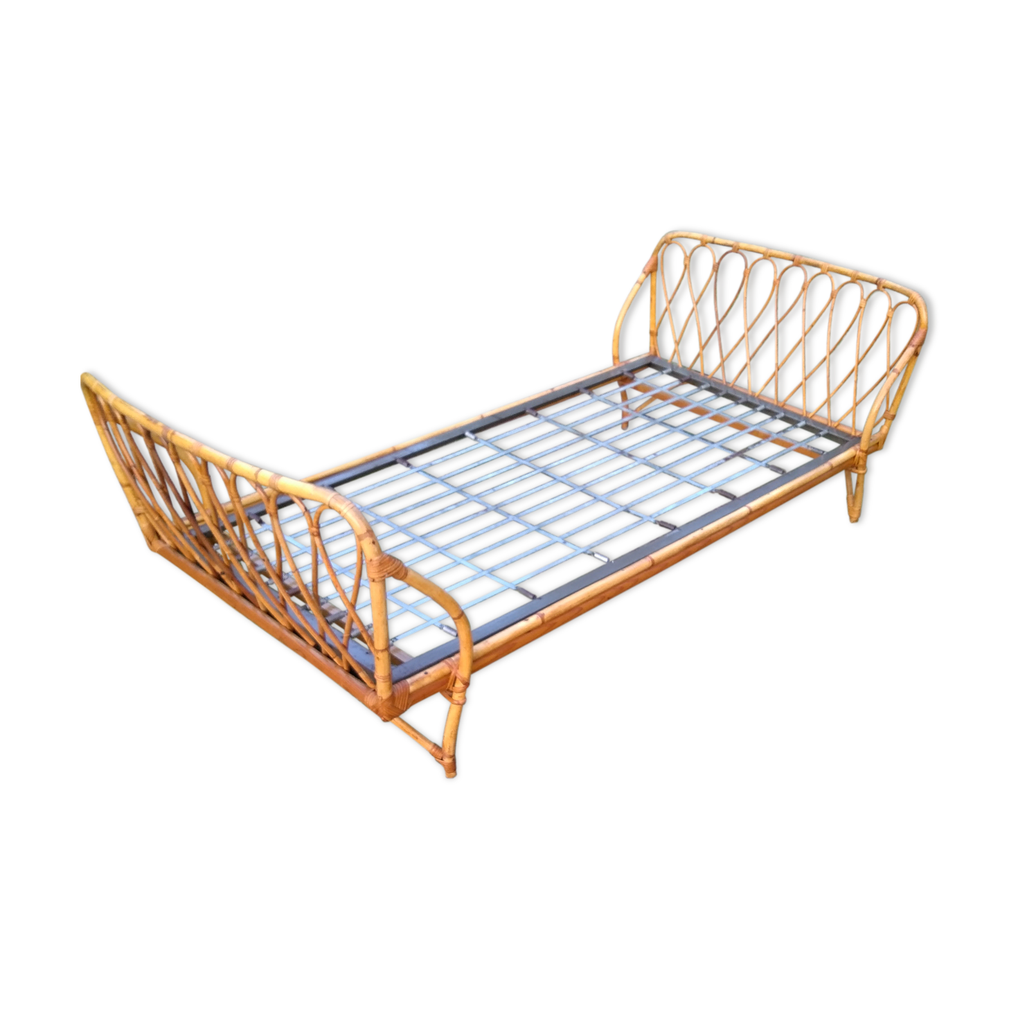 Bed in rattan vintage 60
