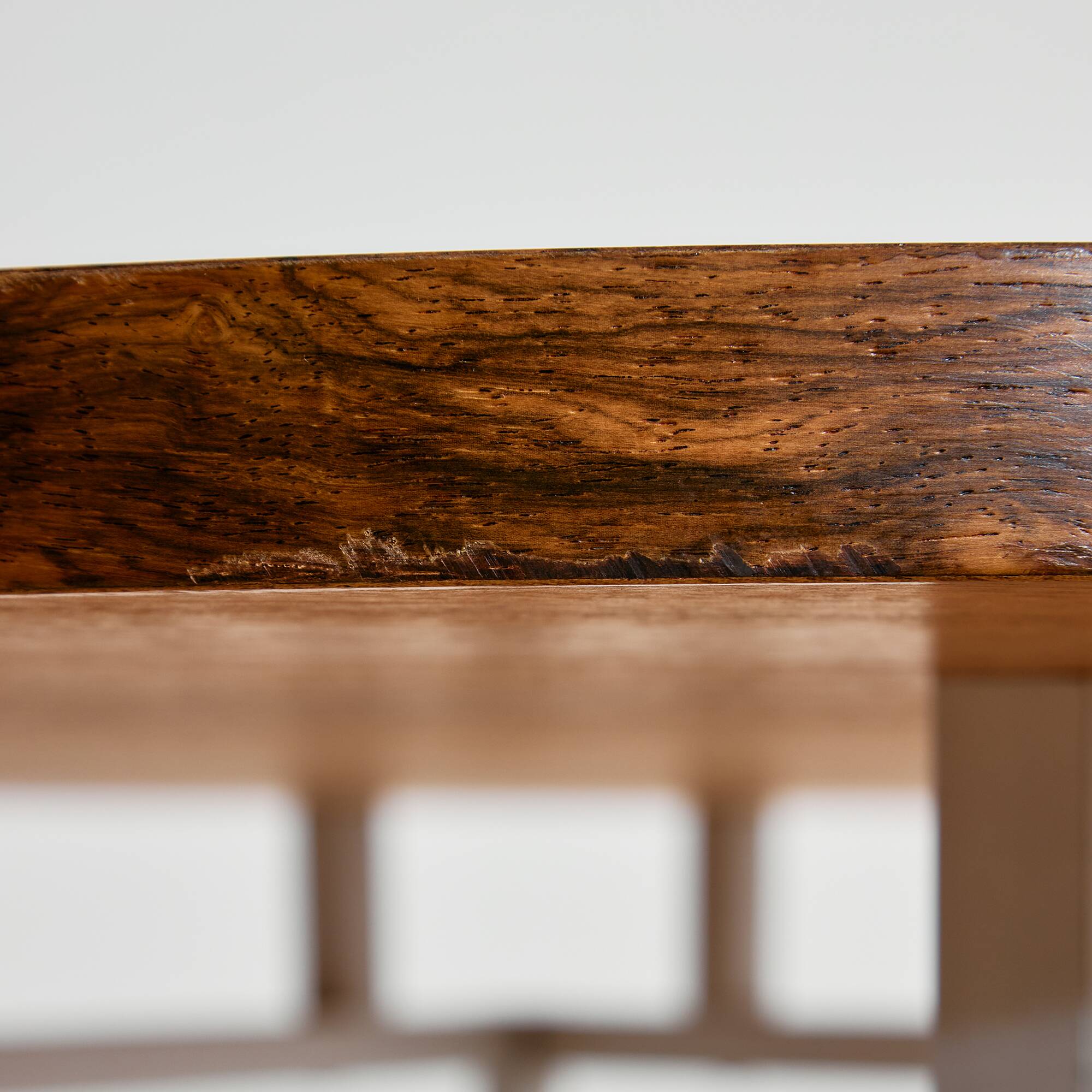 MK11142 Rosewood coffee table