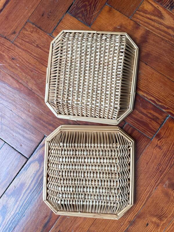 deux coupelles en osier vintage