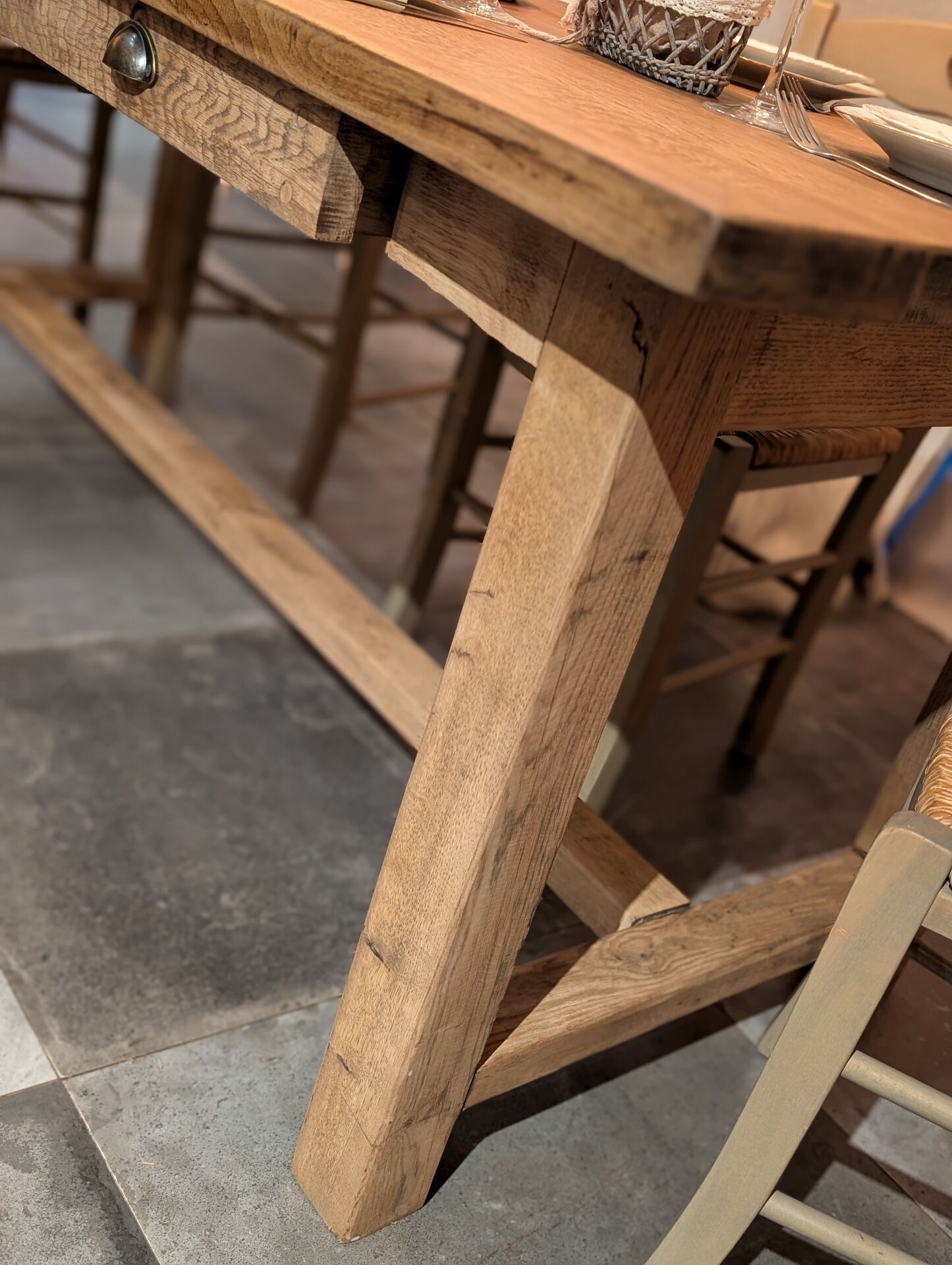 Superbe table de ferme ancienne en chêne massif restaurée – 8 personne