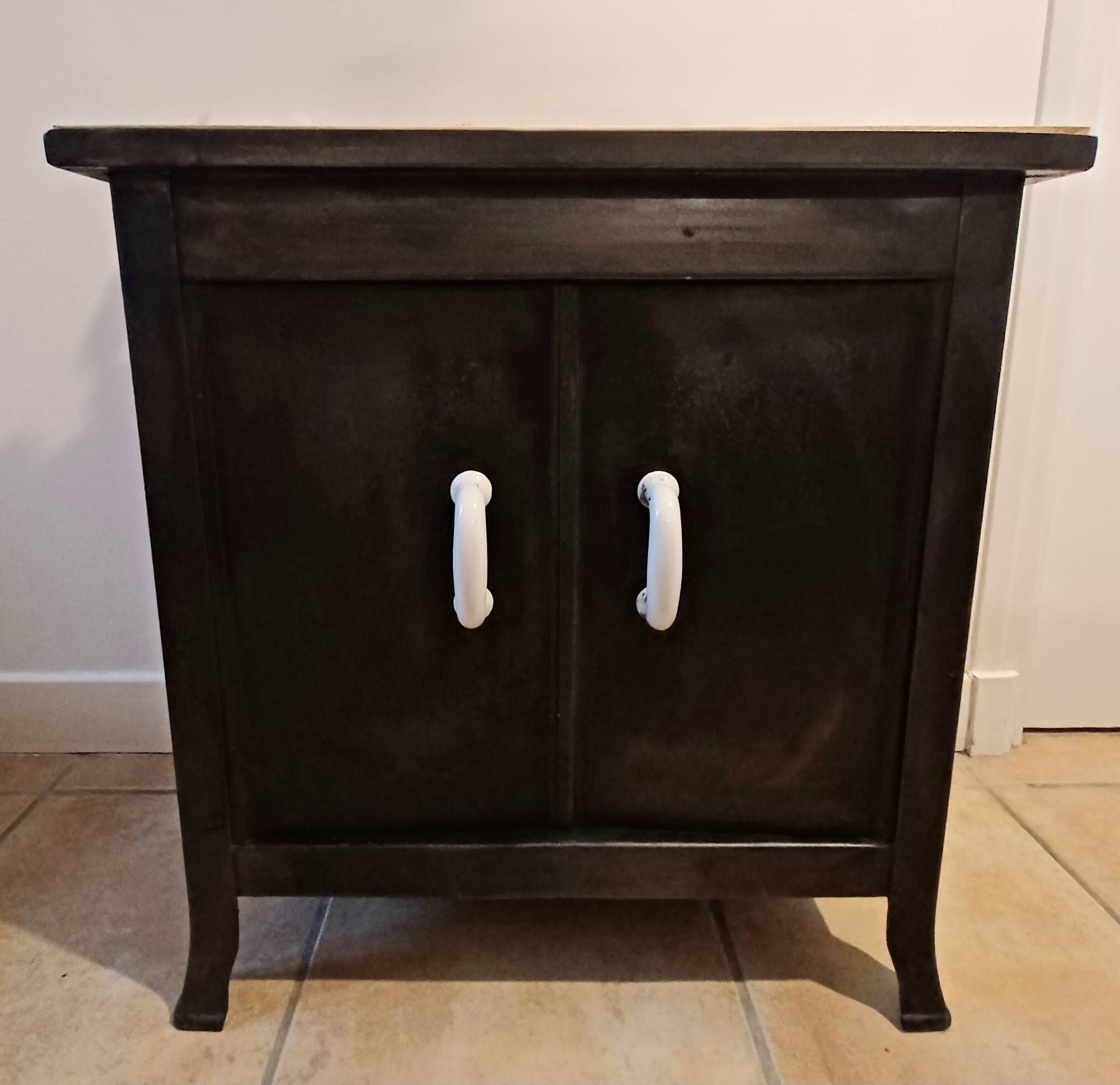 Petit meuble  metal 1950