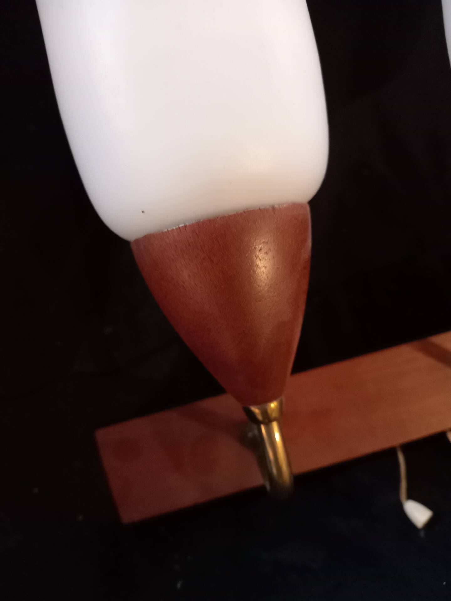 Opaline wall light from the 1960s.
