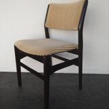2 Scandinavian dining room chairs