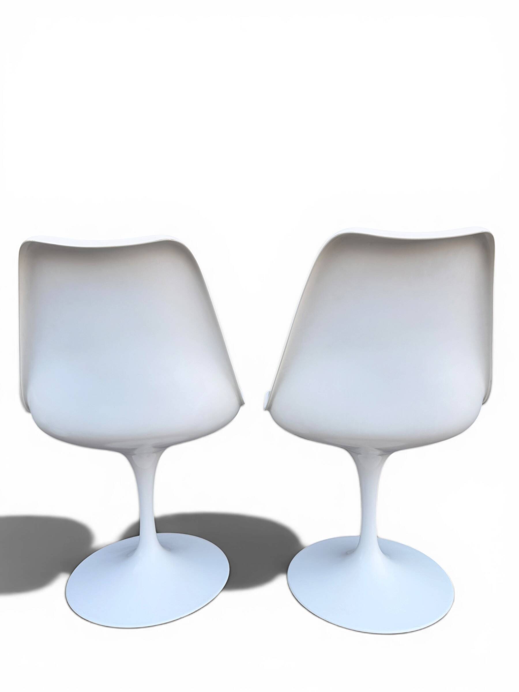 Suite de 4 Chaises Tulipe Eero Saarinen pour Knoll - Modèle Fixe