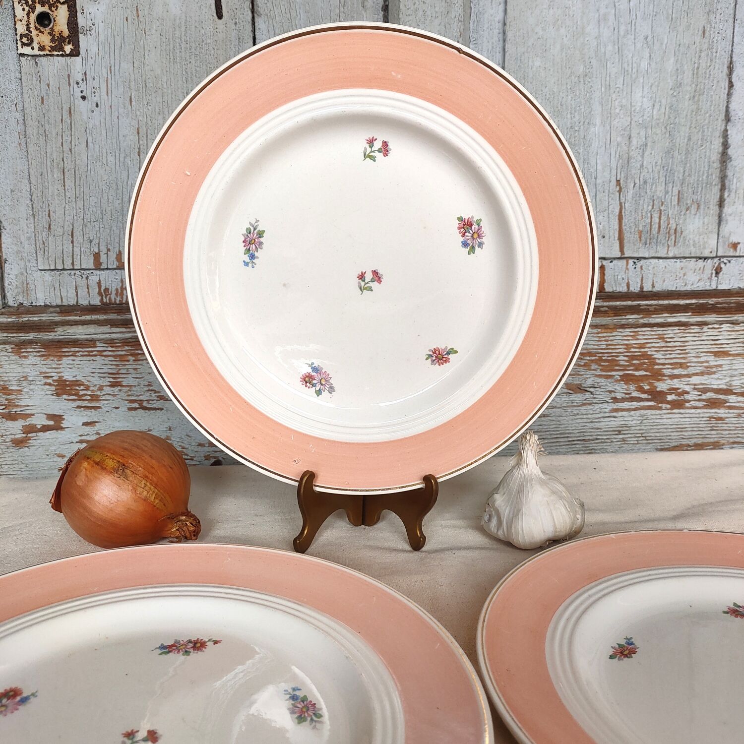 Flat plates pink floral patterns half porcelain ardy