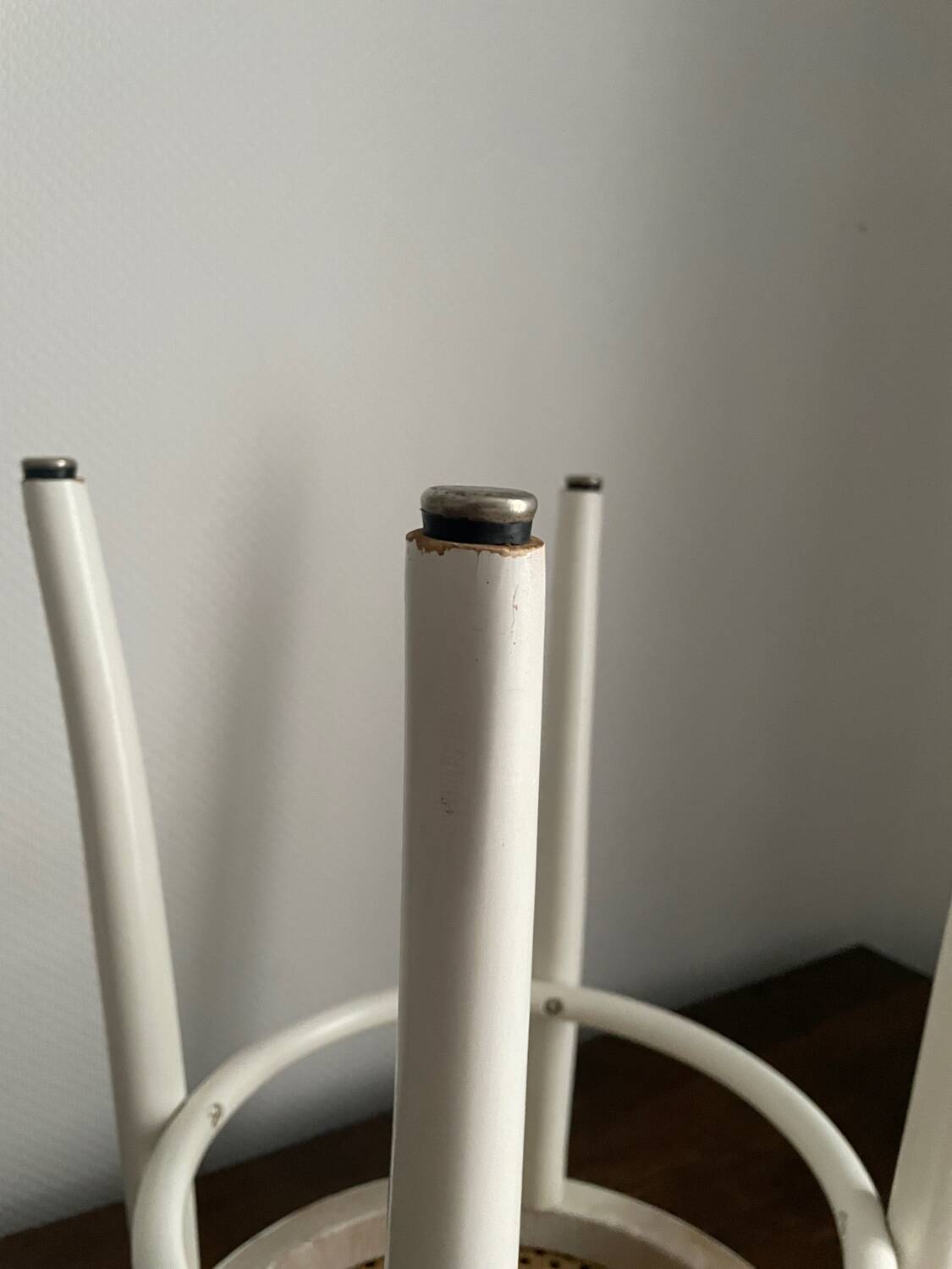 Tabouret canné