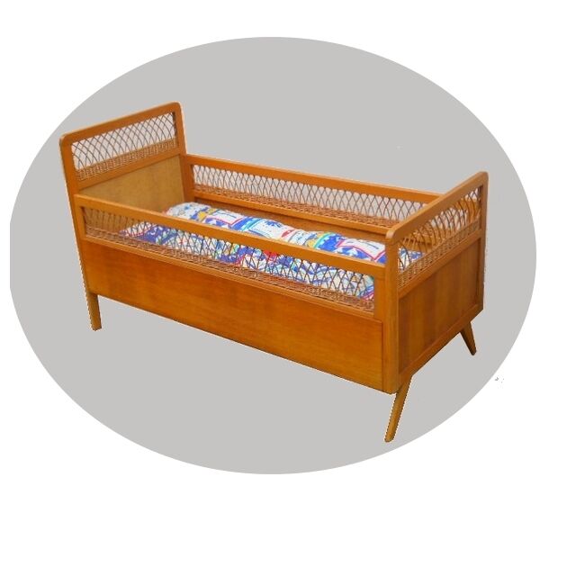 Crib wood rattan vintage 1960