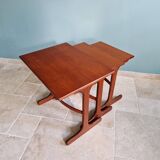 Ensemble de 3 tables gigognes en teck G-plan, années 1960