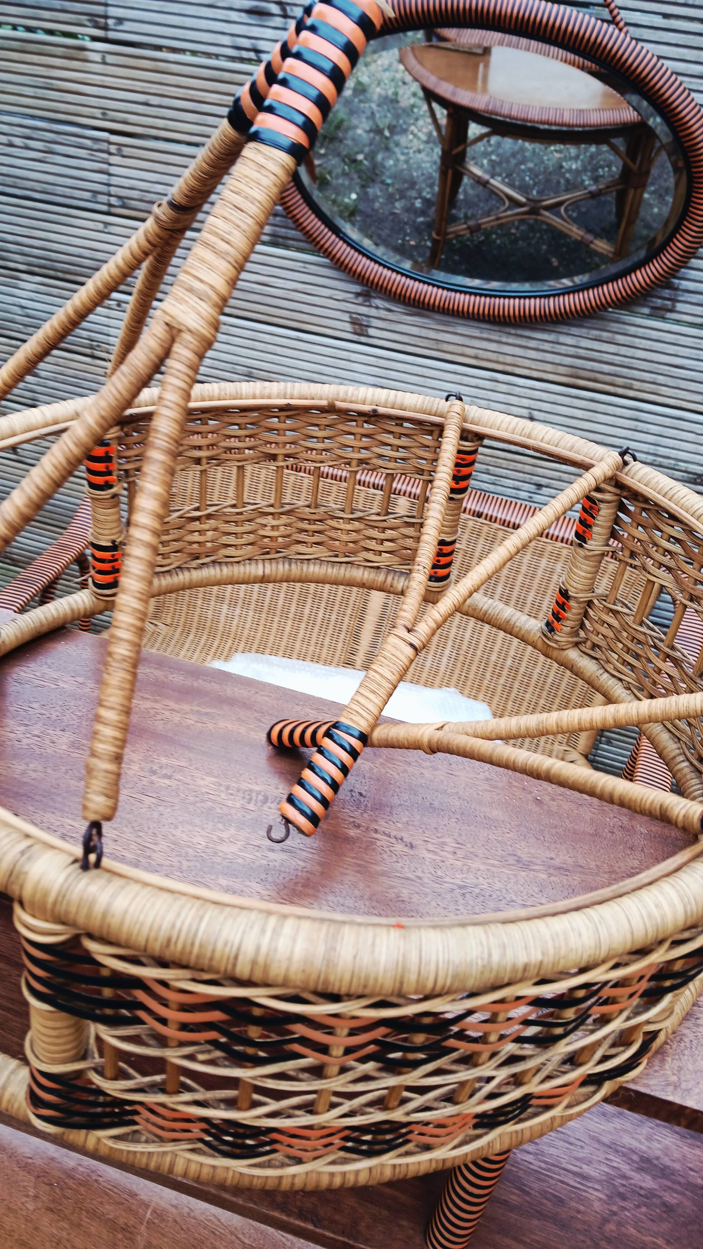 Salon d'hiver ancien en rotin (7 pièces)