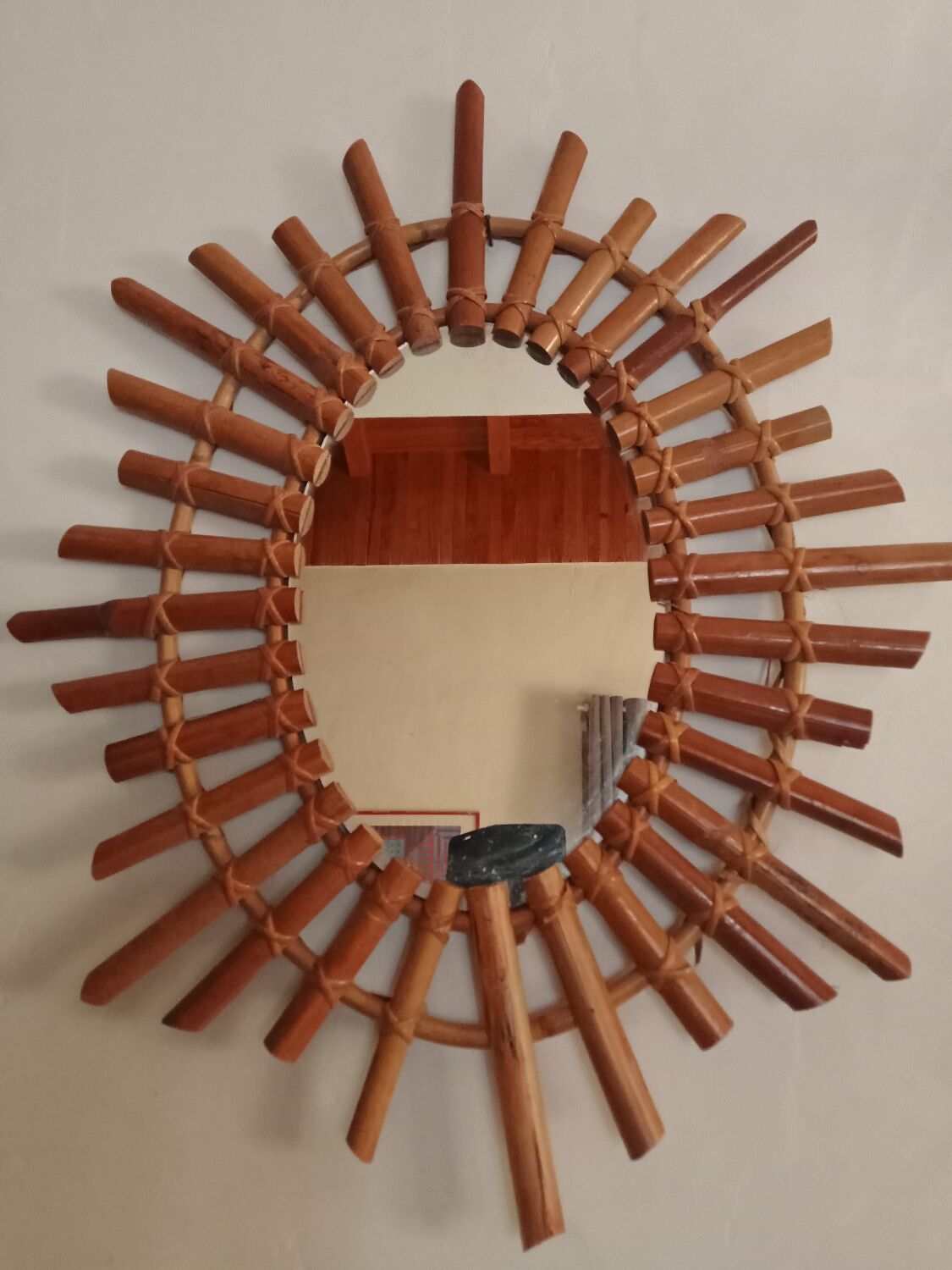 Sun mirror in bamboo and rattan, 70x55 cm