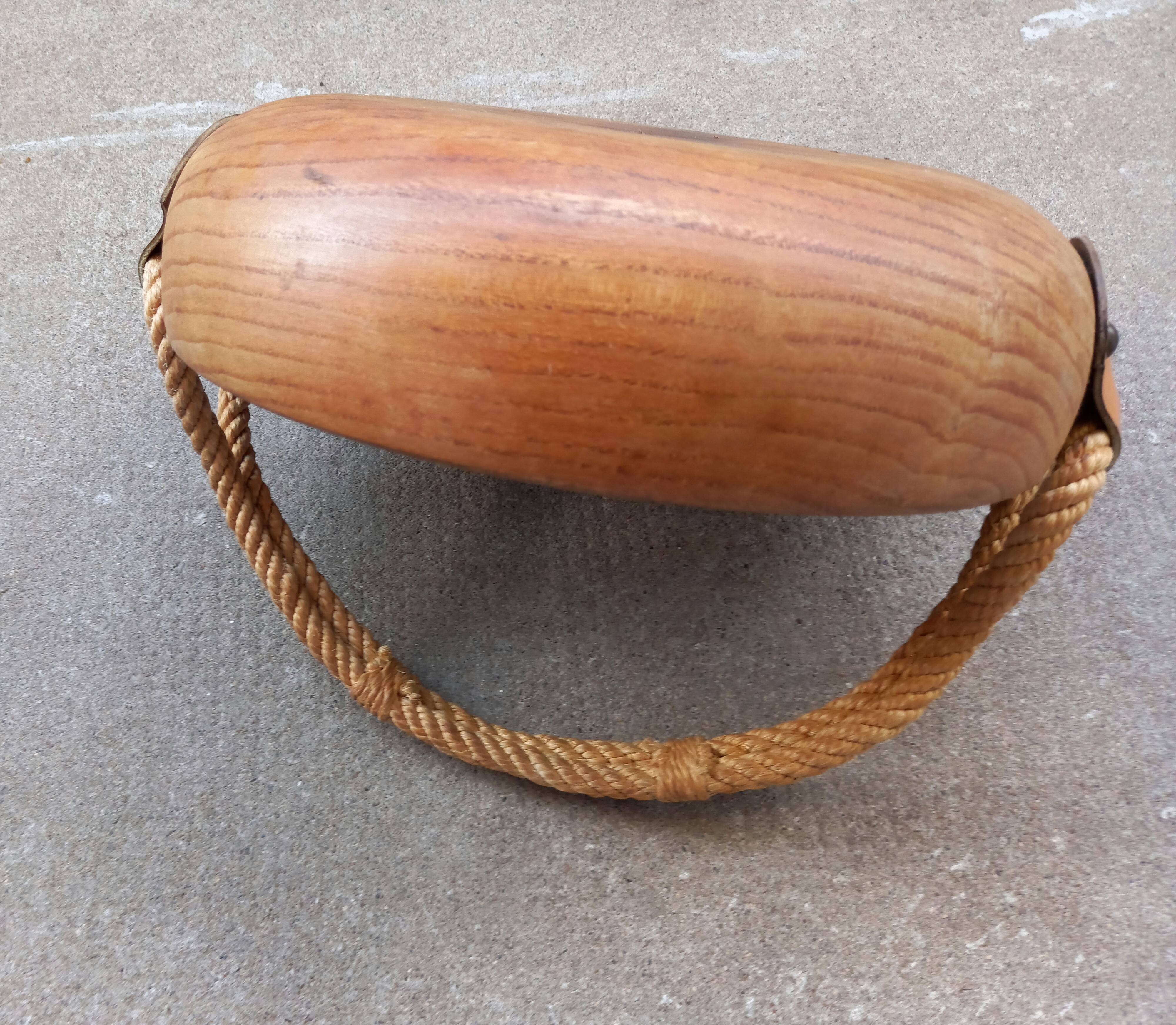 VINTAGE DESIGN WOODEN COUPE and ROPE attributed to Adrien Audoux