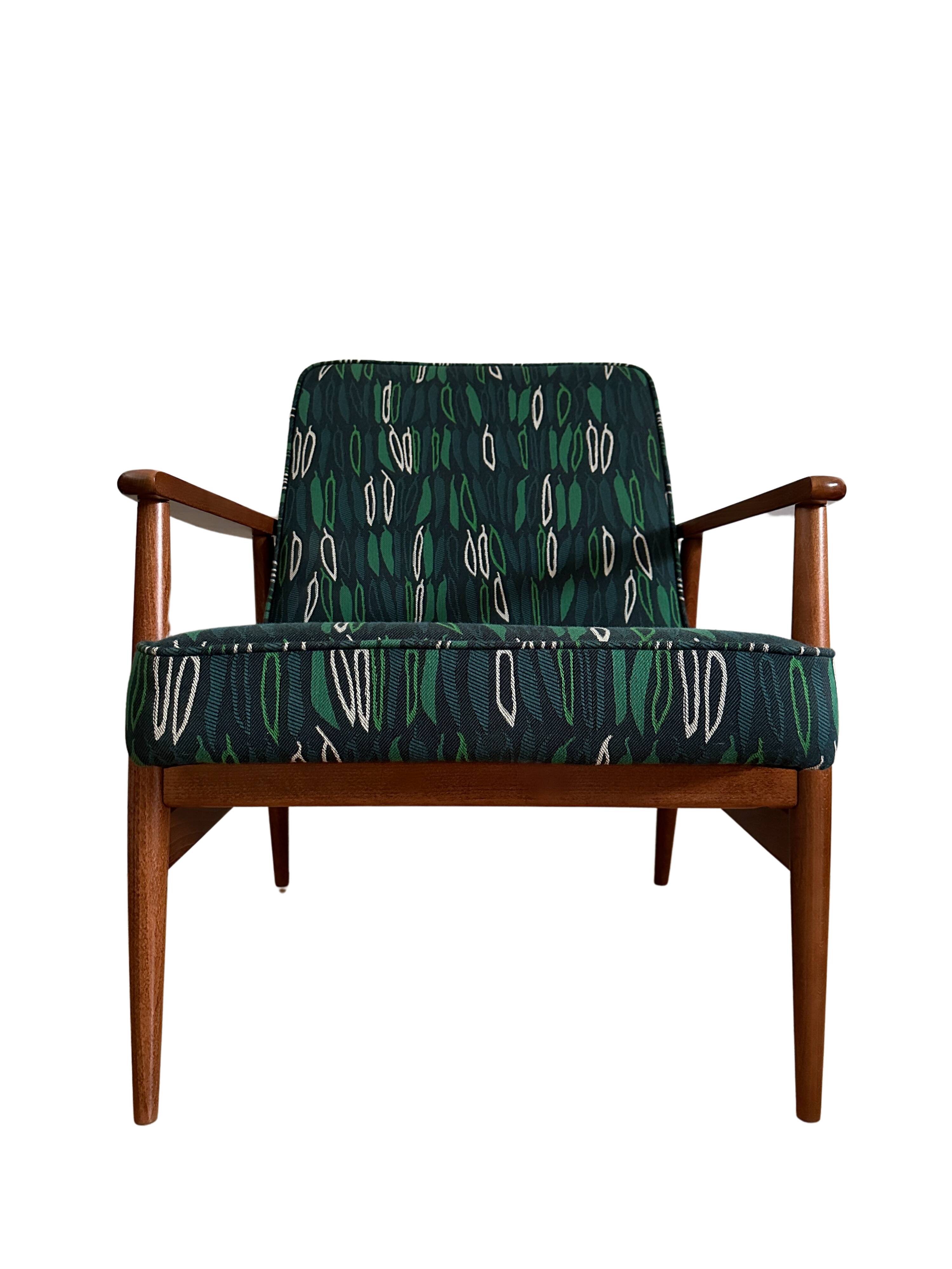 Set of Midcentury Armchairs, by Juliszu Kędziorek in Green Jacquard, 1960s