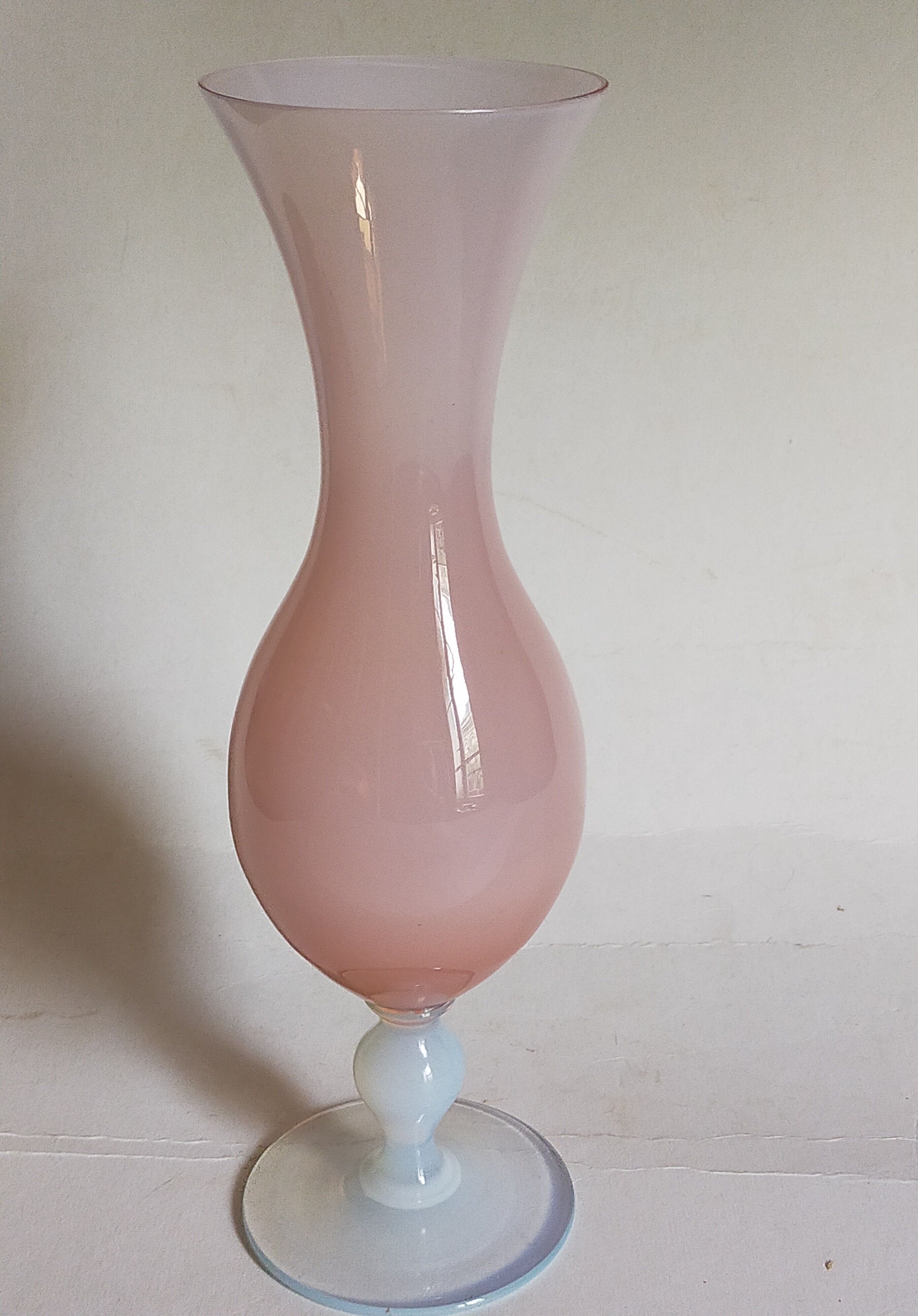Vintage fair opaline walking vase