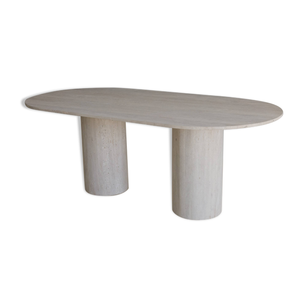 Table à manger oblongue Olya en travertin naturel