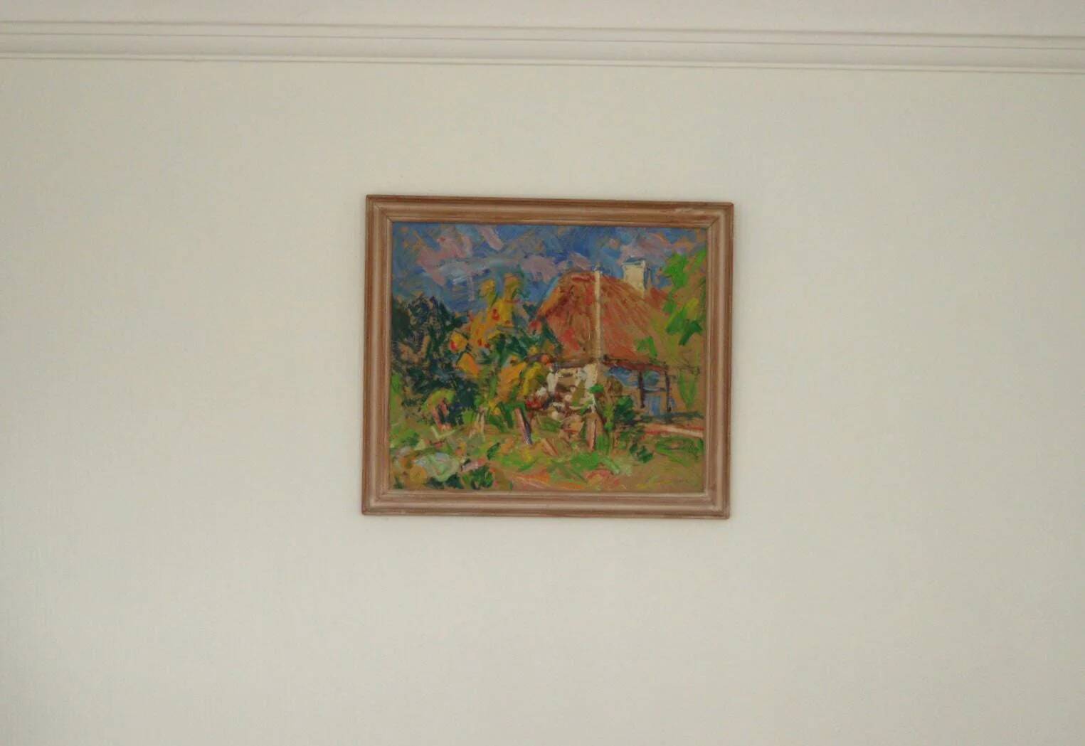 House with garden by Erik Jensen