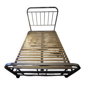 Lit vintage en chrome des années 40/50.