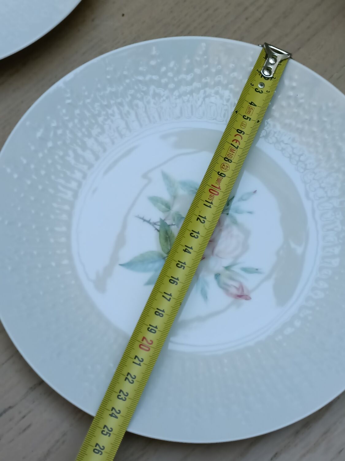 Vintage plates, porcelain, roses