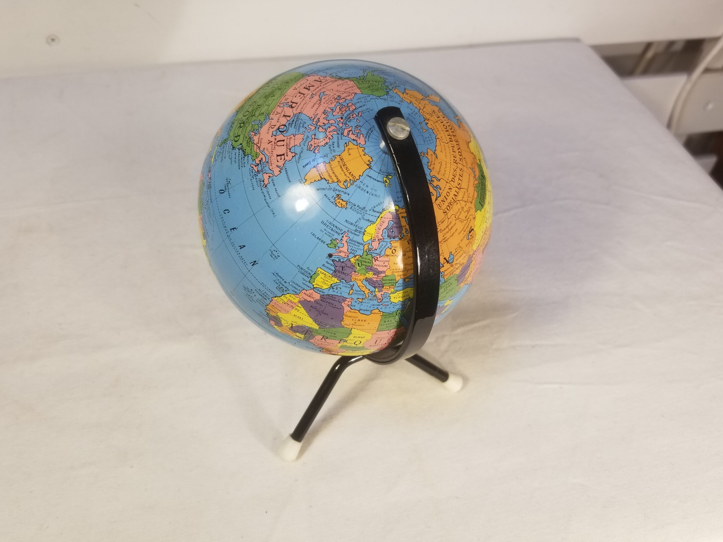 Globe taride metal- model 154