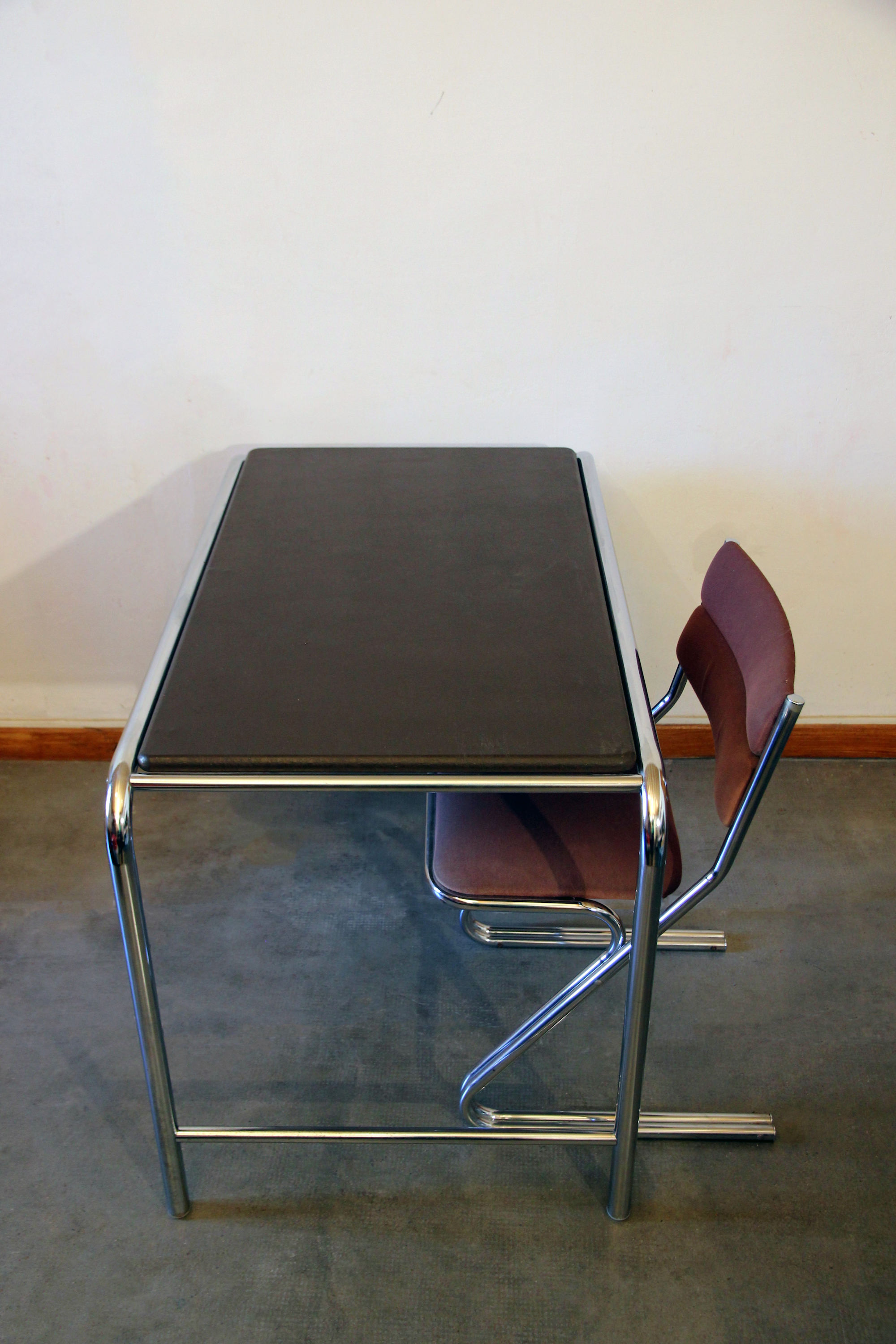 Ensemble Bureau et Chaise Inox Années 70