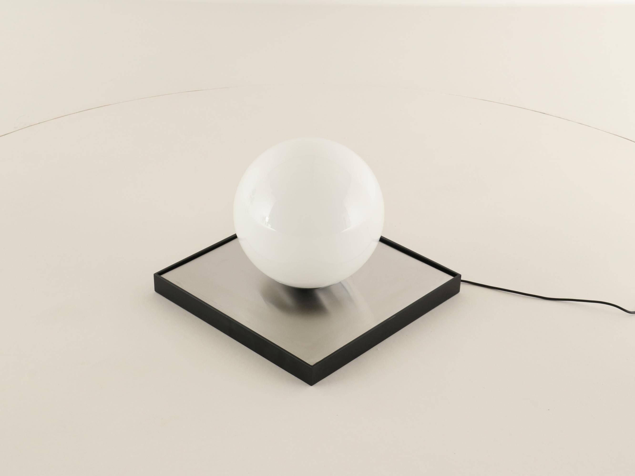 Mid-century Modern Globe Lamp, Italy, 1970s