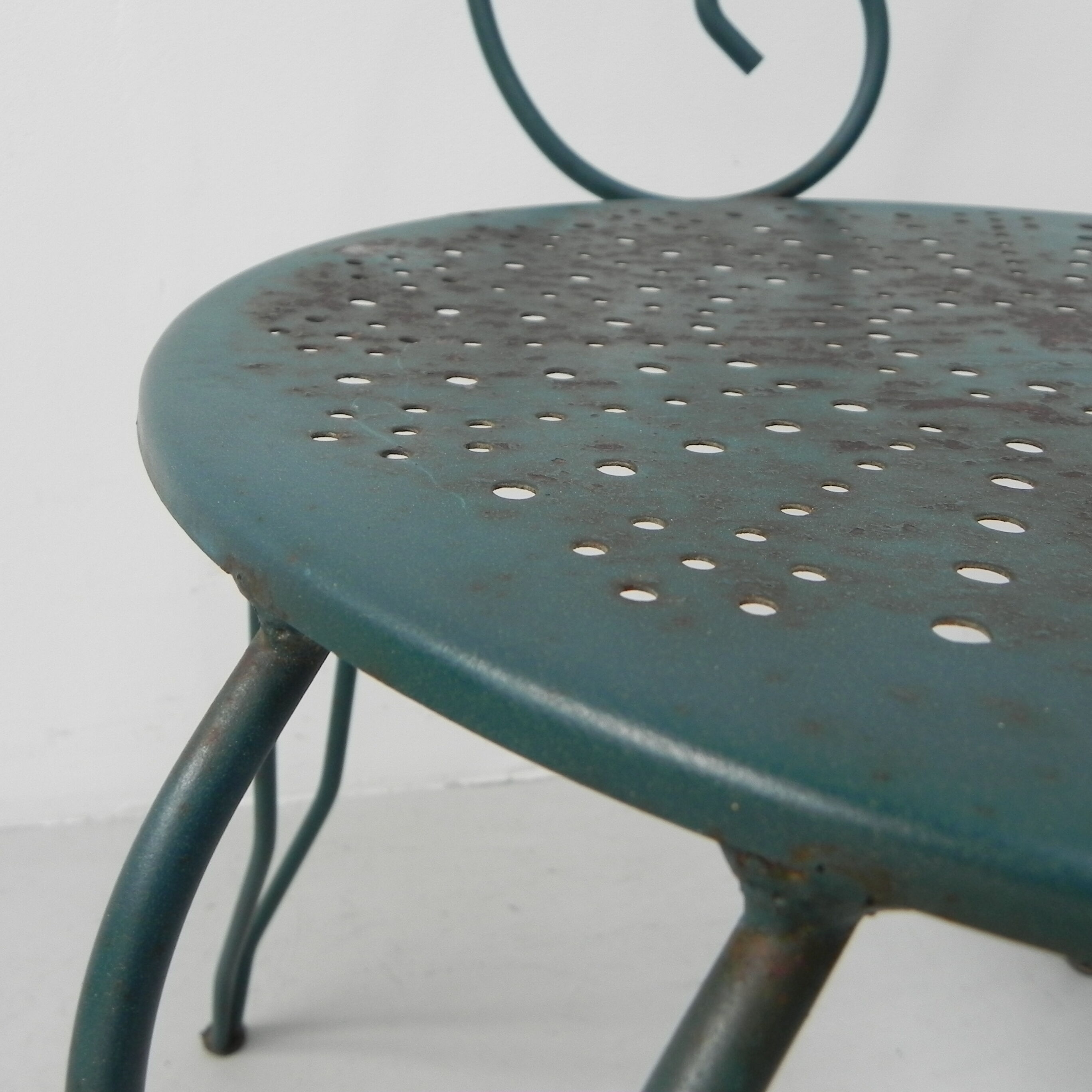 Ensemble de 4 chaises de jardin vintage en acier