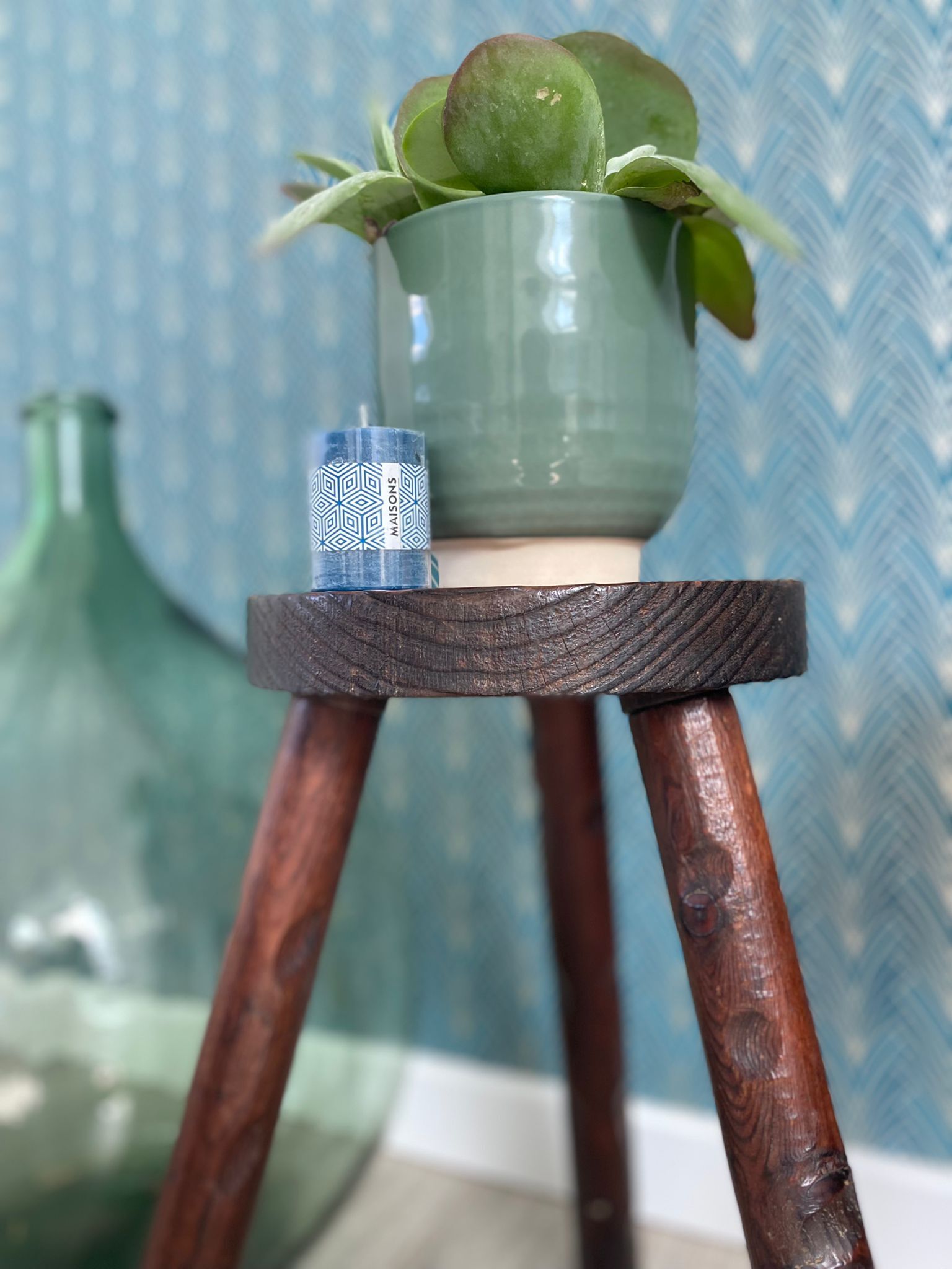 Pair of tripod stools