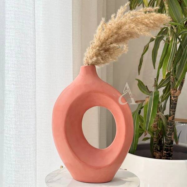 Ayour matte handmade vase