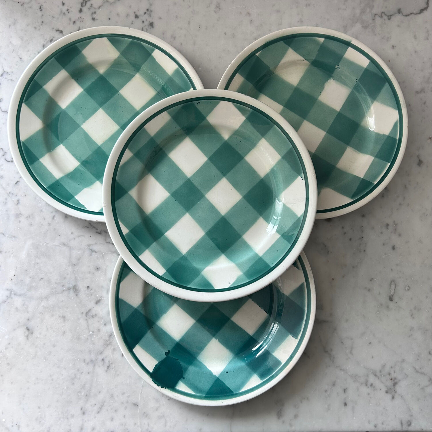 Service de 4 assiettes à carreaux