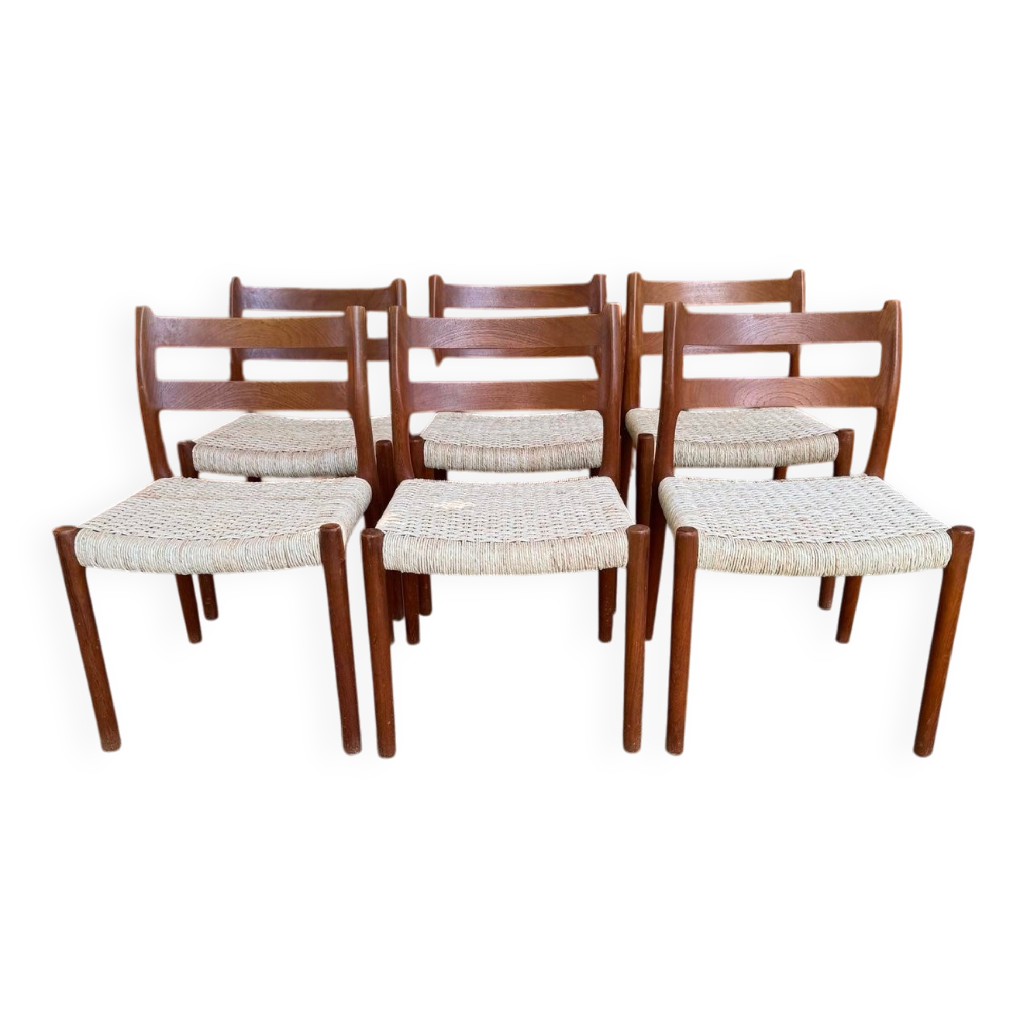 Set of 6 Mid-Century chairs model 84 Niels O. Møller in brown wood and paper cord.